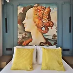 Neva Hotel *