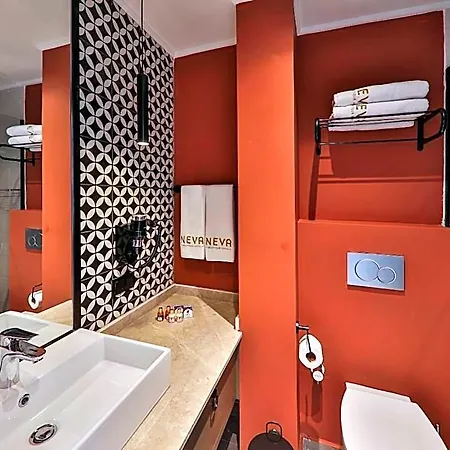 Neva Hotel